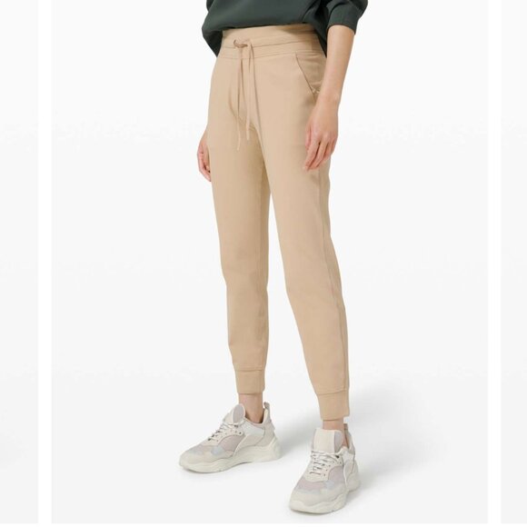 Lululemon Ready to Rulu Jogger 29" Trench - Size 0 Neutral Tan/Cream Sweat Pants - Picture 1 of 12